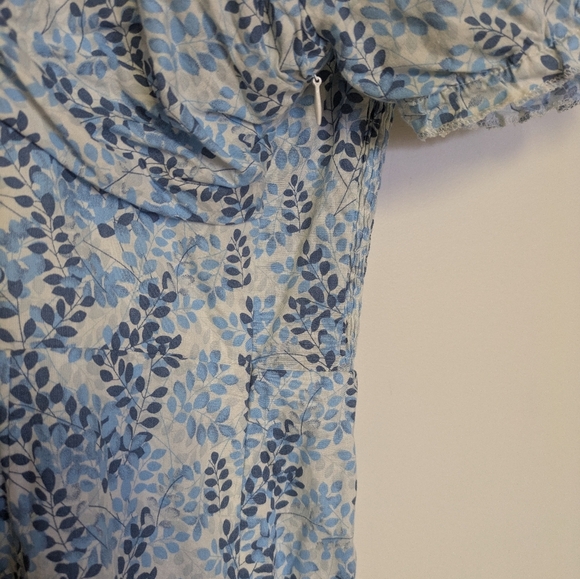 Urban Outfitters-Kiss the Sky side slit maxi dress In Lue Floral Print Size XS - Picture 8 of 13